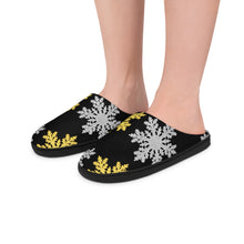 Load image into Gallery viewer, &quot;Snowflakes&quot; Women&#39;s Indoor Slippers